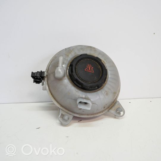 Volkswagen PASSAT B8 Vase d'expansion / réservoir de liquide de refroidissement 5Q0121407F