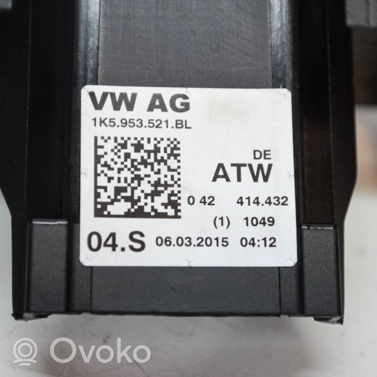 Volkswagen Jetta VI Wiper turn signal indicator stalk/switch 