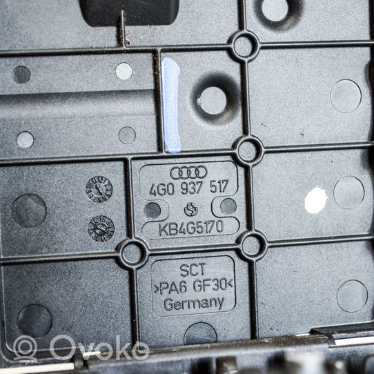 Audi A6 C7 Boîte à fusibles 4G0937517