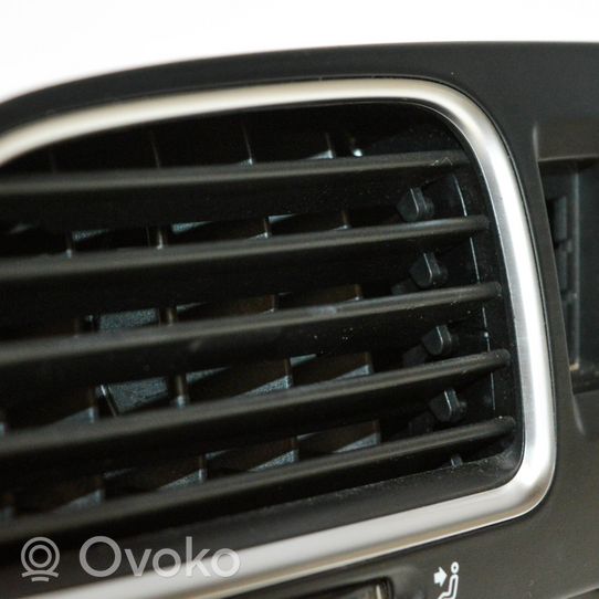 Volkswagen Golf VI Copertura griglia di ventilazione cruscotto 5K0819728N