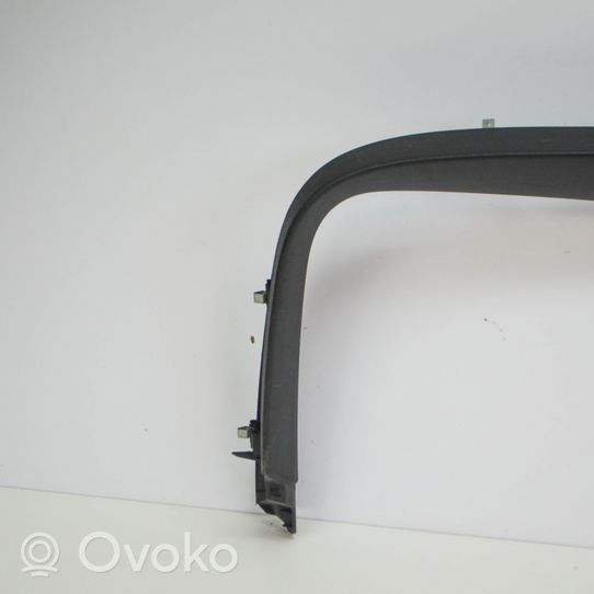 Volkswagen Golf V Takaluukun koristelista 1K9867603