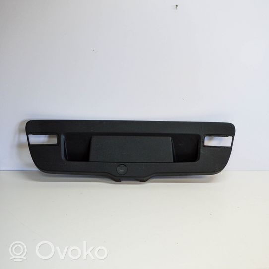 Volkswagen Jetta VI Garniture de hayon 5C6867605A