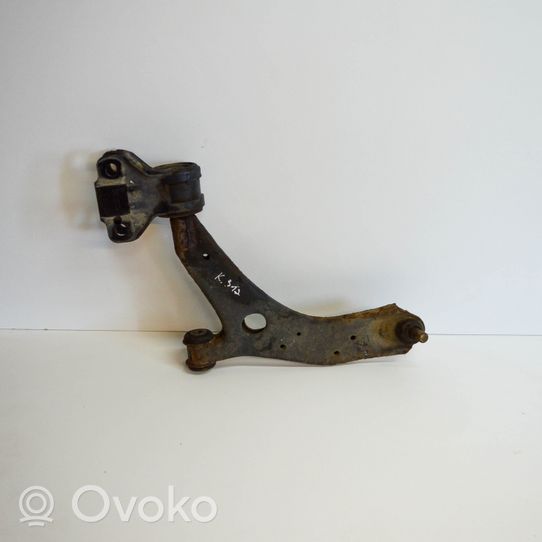 Mazda 3 II Braccio di controllo sospensione anteriore inferiore/braccio oscillante 8V613A262