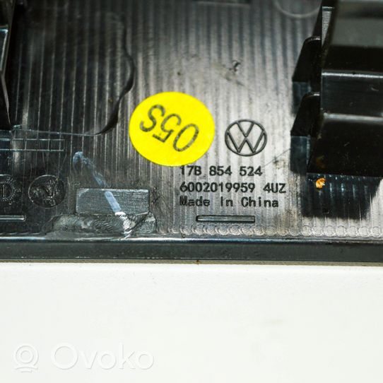 Volkswagen Jetta VII Trappe d'essence 17B854524