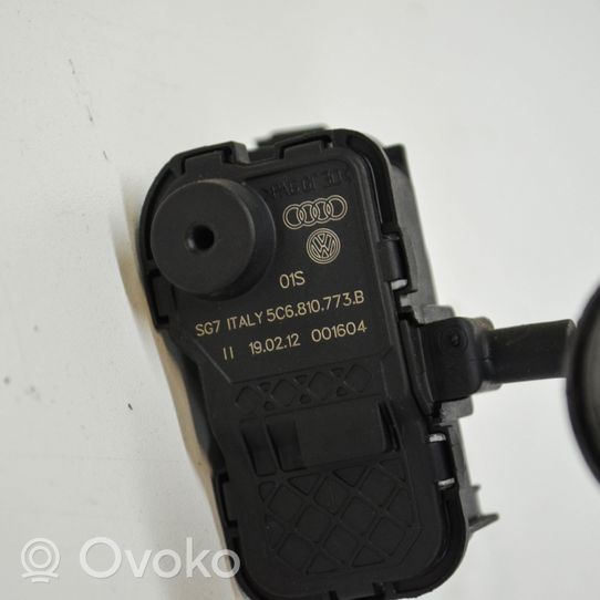 Volkswagen Jetta VI Serratura del tappo del serbatoio del carburante 5C6810773B