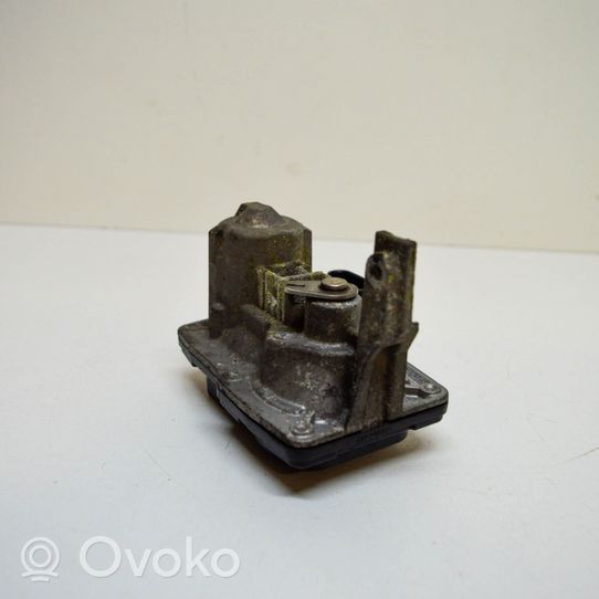 Volkswagen PASSAT B8 Intake manifold valve actuator/motor 5Q0253691K