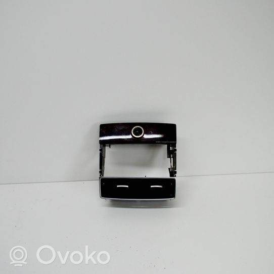 Audi A8 S8 D3 4E Lango oro grotelės 4E0819203B