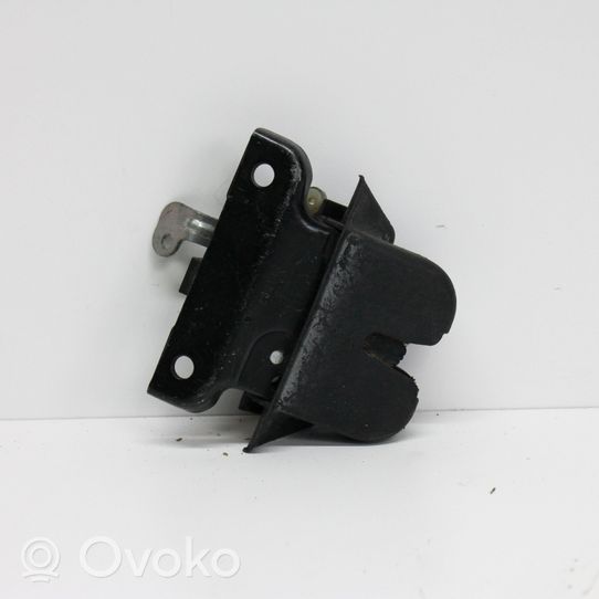 Audi A4 S4 B5 8D Blocco/chiusura/serratura del portellone posteriore/bagagliaio 8D9827505A