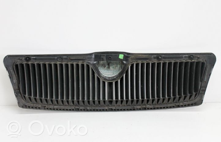 Skoda Octavia Mk2 (1Z) Grille de calandre avant 1Z0853668