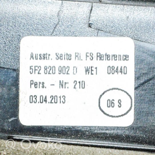 Seat Leon (5F) Kojelaudan tuuletussuuttimen suojalista 5F2820902D