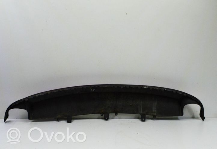 Audi A7 S7 4G Takapuskurin alaosan lista 4G8807521