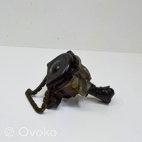 Volkswagen Tiguan Oil pump 03C105Q