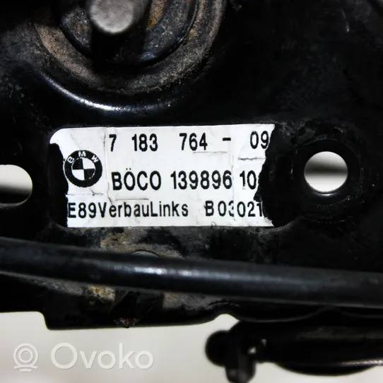 BMW 5 F10 F11 Dzinēja pārsega slēdzenes cilpa 7183764