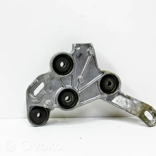 Mercedes-Benz C W205 Supporto pompa ABS A2054312140