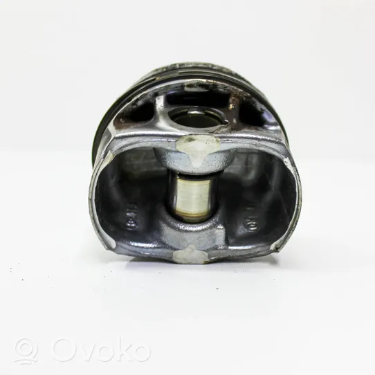 BMW 3 F30 F35 F31 Piston 