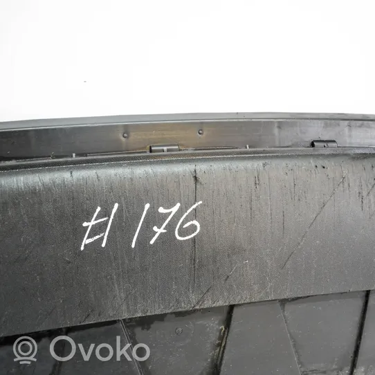 Volkswagen PASSAT B7 Front bumper 3AA805903