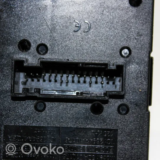 Volkswagen Golf VII Module de contrôle sans clé Go 5Q0959435B