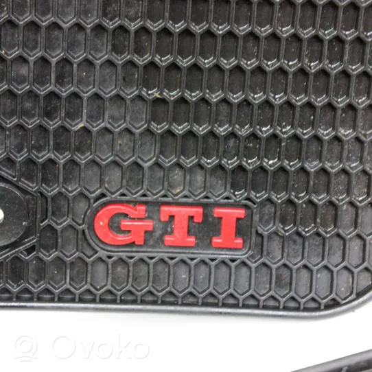 Volkswagen Golf VII Car floor mat set 5G1061550B