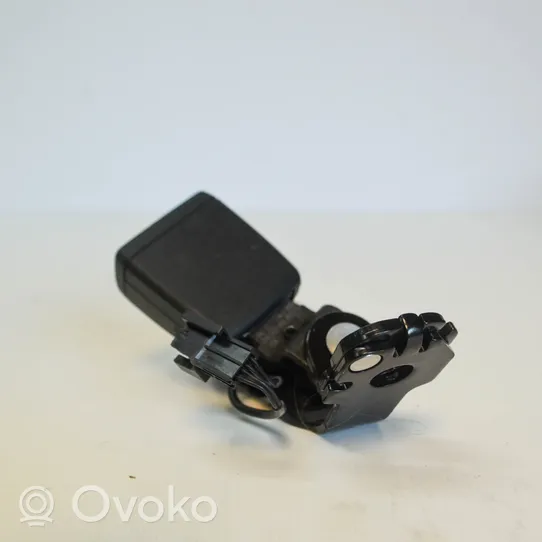 Audi A4 S4 B9 Klamra środkowego pasa bezpieczeństwa fotela tylnego 8W0857739D