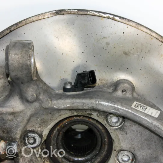 Audi A4 S4 B8 8K Etuakselin pyöräntuenta 4G0407242C