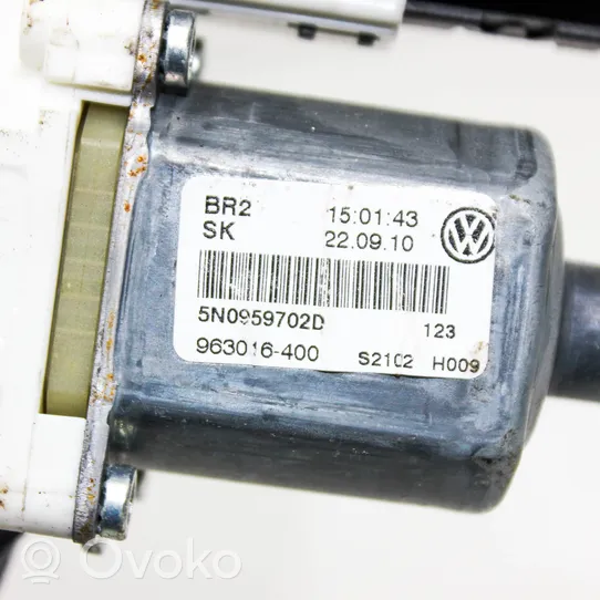 Volkswagen Tiguan Front door window regulator motor 5N0959702D