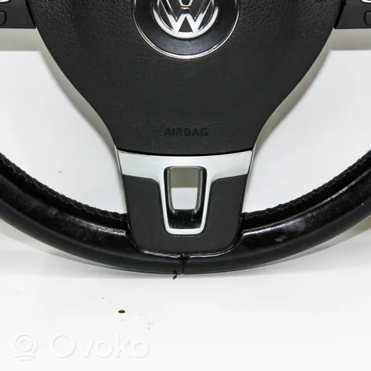 Volkswagen Tiguan Steering wheel 5K0959542