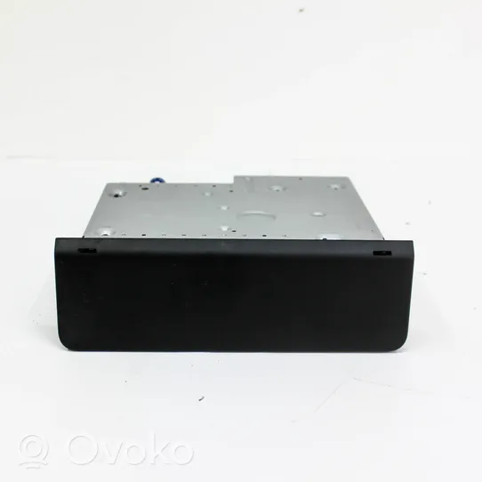 Audi A4 S4 B9 Navigacijos (GPS) valdymo blokas 8W2035050B