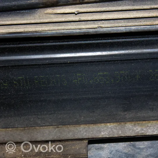 Audi A6 S6 C6 4F Takaoven lista (muoto) 4F0853970K