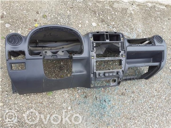 Suzuki Jimny Armaturenbrett Cockpit