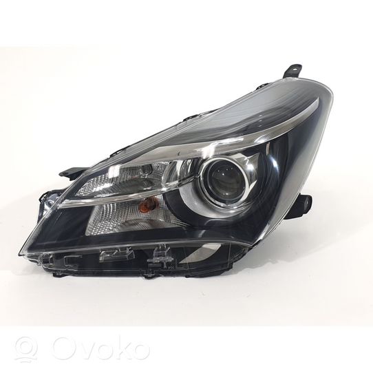 Toyota Yaris Lampa przednia 81170-0DA30