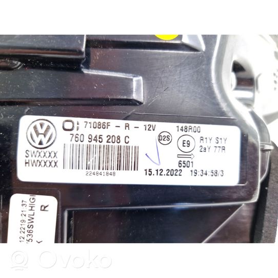 Volkswagen Touareg III Luci posteriori 760945208C