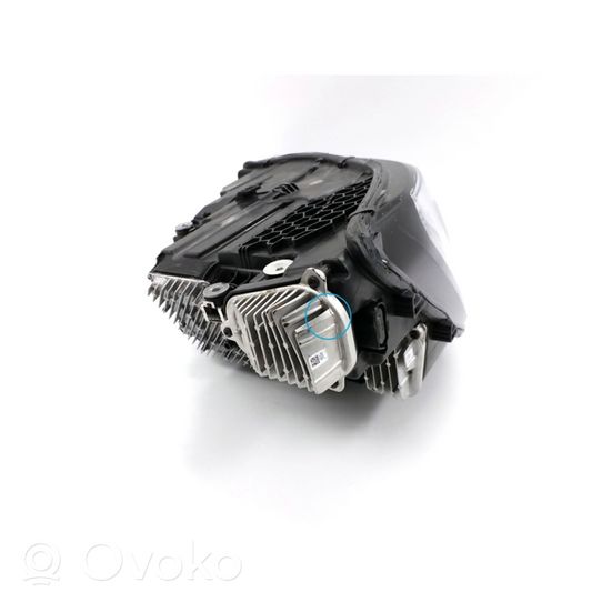 Audi E-tron GT Lampa przednia 4KE941036