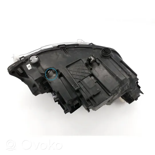 BMW 3 GT F34 Lampa przednia 7470441-02