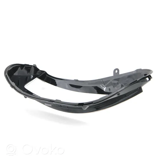 Mercedes-Benz CLS C257 Couvercle de lentille de phare A2579062602