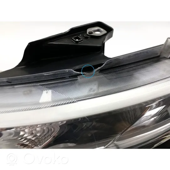 Mercedes-Benz V Class W447 Lampa przednia A4479060101