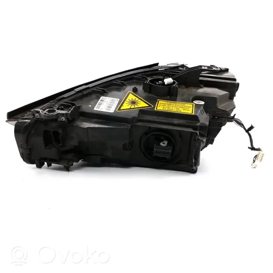 BMW 8 G15 Lampa przednia 8739590