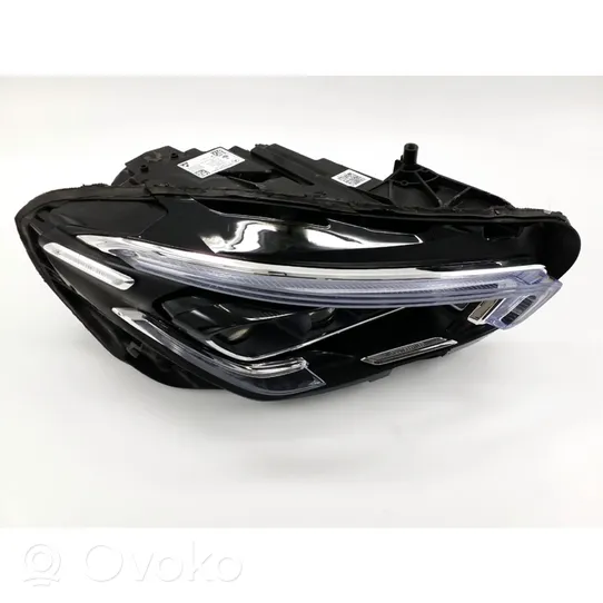 Mercedes-Benz CLA C118 X118 Lampa przednia A1189063200