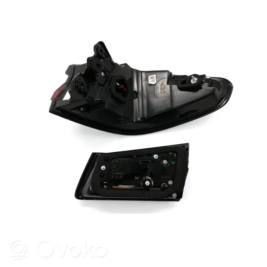 BMW 5 G30 G31 Set di luci posteriori 8493811