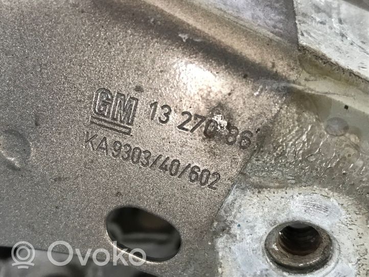 Opel Meriva B Sivujäähdyttimen tuen suojapaneeli 13270861