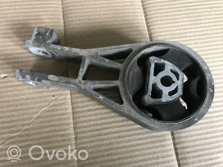 Opel Corsa D Łapa / Mocowanie skrzyni biegów 633374681