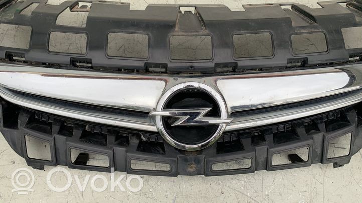 Opel Astra J Griglia superiore del radiatore paraurti anteriore 13264582