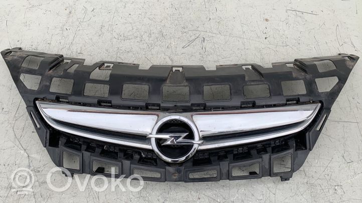 Opel Astra J Griglia superiore del radiatore paraurti anteriore 13264582