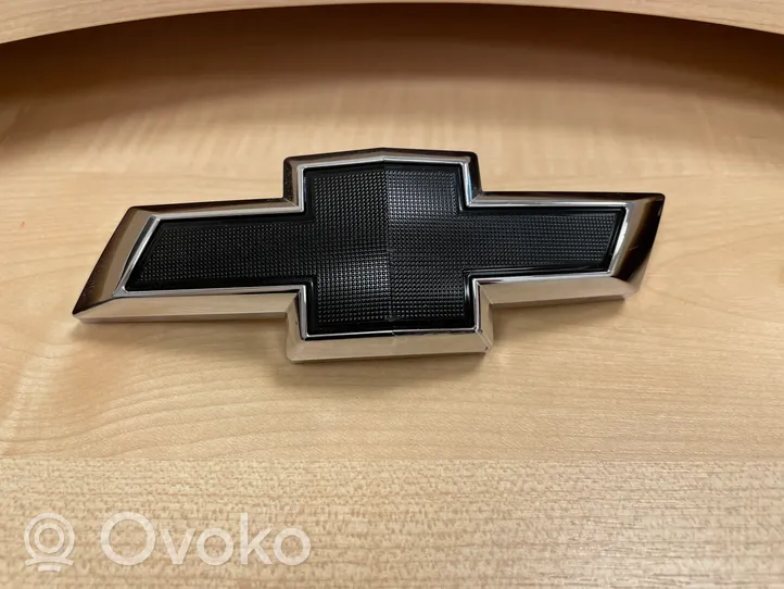 Chevrolet Camaro Emblemat / Znaczek 84690305