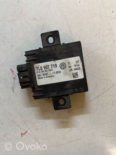 Volkswagen PASSAT B7 Boîtier module alarme 7L0907719