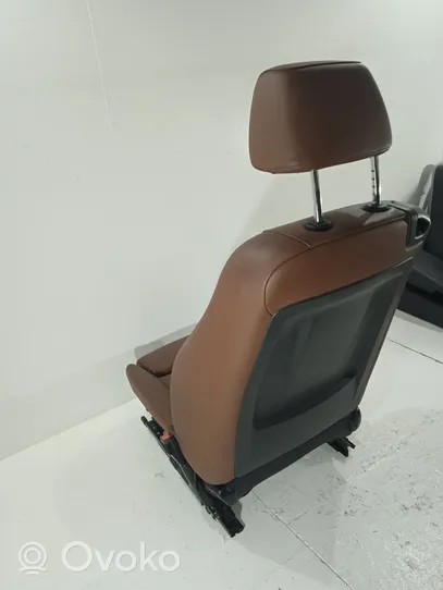BMW 1 E81 E87 Fotel przedni pasażera 