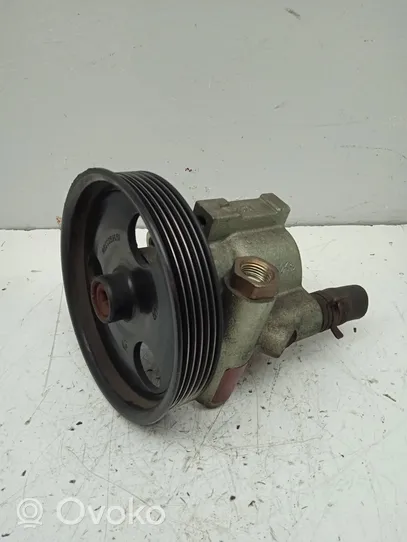 Renault Megane I Power steering pump 26090956