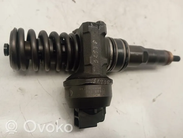 Seat Alhambra (Mk1) Injecteur de carburant 038130073AK