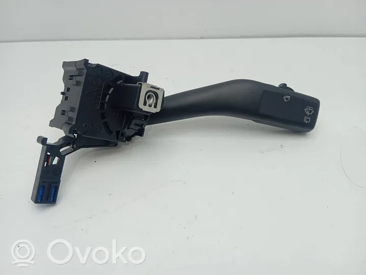 Volkswagen Golf SportWagen Wiper control stalk 1K0953519