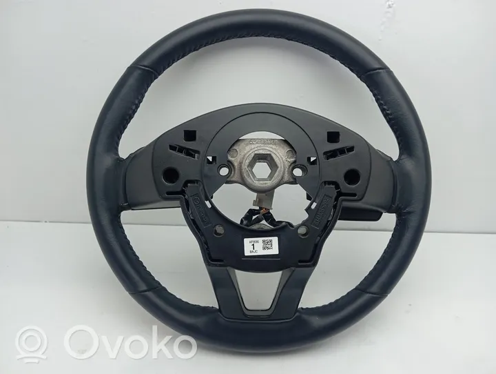 Mazda 2 Volant 