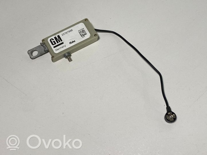 Cadillac SRX Radion pystyantenni 25767968